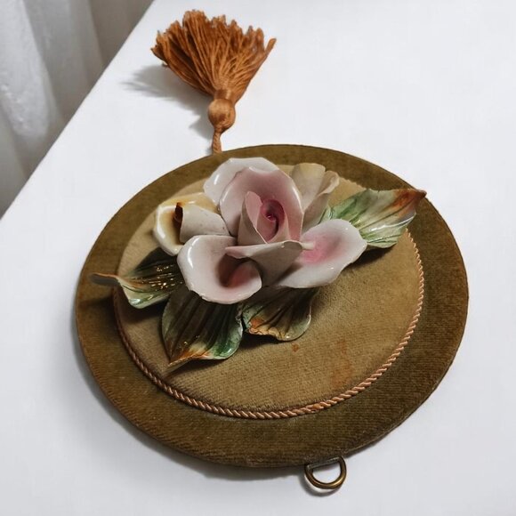 Vintage Capodimonte Style Porcelain Flower Wall Art with Gold Velvet and Tassel - Picture 6 of 13